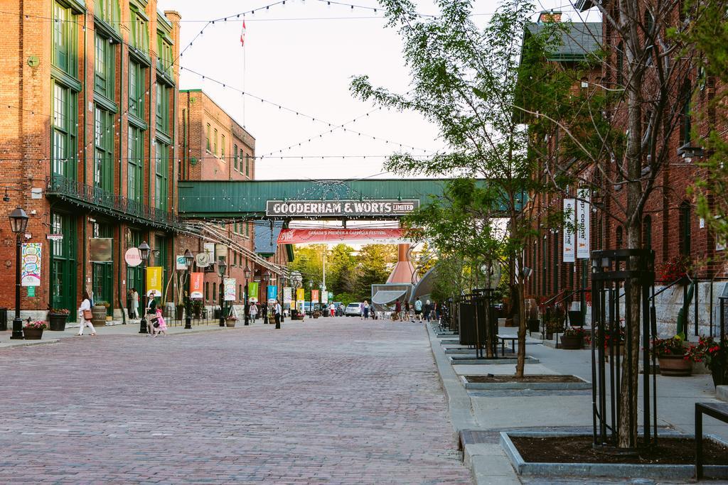 Luxury In Yorkville Toronto Luaran gambar