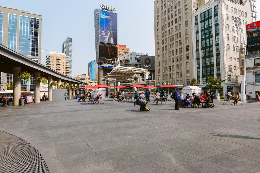 Luxury In Yorkville Toronto Luaran gambar